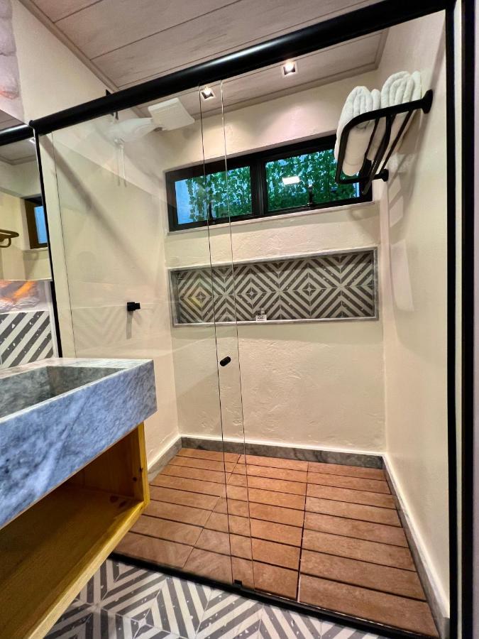 Luxury Triple Room,1319376037:JPEG
